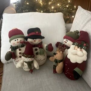 (2) group of 3 Snowmen / Santa / Reindeer Christmas Decor